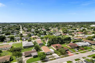 2910 NW 25th St, Fort Lauderdale, FL 33311 - Photo 36