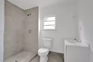 2910 NW 25th St, Fort Lauderdale, FL 33311 - Photo 28