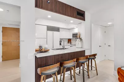 1500 Ocean Dr #707, Miami Beach, FL 33139 - Photo 8