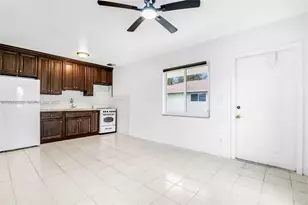 123 SE 2nd Ave, Hallandale Beach, FL 33009 - Photo 6
