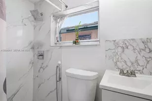 301 SW 36th Ave, Miami, FL 33135 - Photo 18