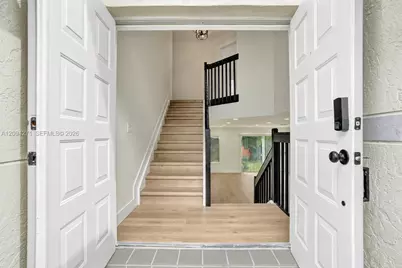 8741 SW 10th St, Pembroke Pines, FL 33025 - Photo 4