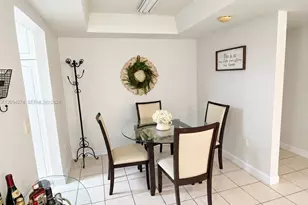 10425 SW 112th Ave, Miami, FL 33176 - Photo 4