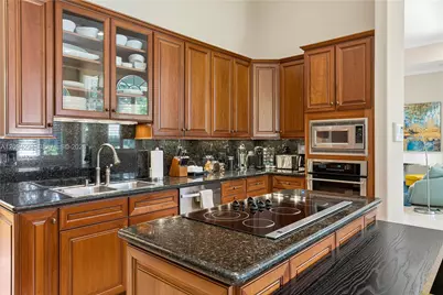 9504 SW 89th Pl, Miami, FL 33176 - Photo 14
