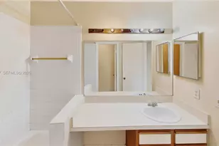 889 Hamilton Dr, Homestead, FL 33034 - Photo 26