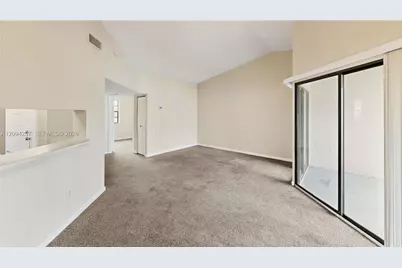 889 Hamilton Dr #889E, Homestead, FL 33034 - Photo 14