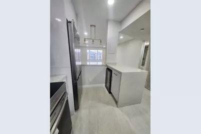 2781 N Pine Island Rd #302, Sunrise, FL 33322 - Photo 6