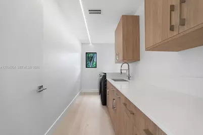 908 Tyler St, Hollywood, FL 33019 - Photo 40