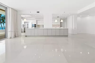 808 Brickell Key Dr #304, Miami, FL 33131 - Photo 8