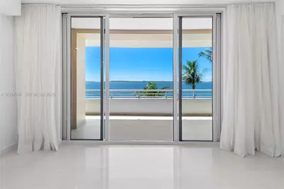 808 Brickell Key Dr #304, Miami, FL 33131 - Photo 2