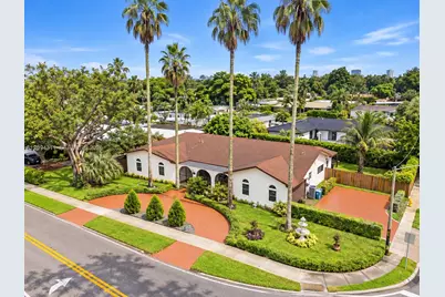 19901 Highland Lakes Blvd, Miami, FL 33179 - Photo 36