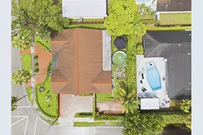 19901 Highland Lakes Blvd, Miami, FL 33179 - Photo 42