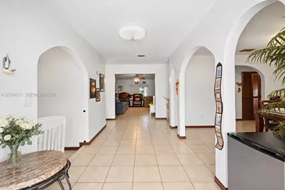 19901 Highland Lakes Blvd, Miami, FL 33179 - Photo 16