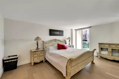 100 Bayview Dr #1008, Sunny Isles Beach, FL 33160 - Photo 26