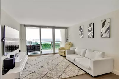 100 Bayview Dr #1008, Sunny Isles Beach, FL 33160 - Photo 12