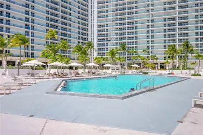 100 Bayview Dr #1008, Sunny Isles Beach, FL 33160 - Photo 36