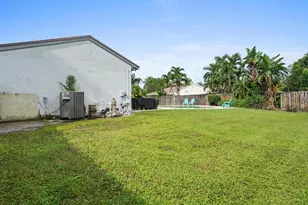 1061 Cedar Creek Way, Davie, FL 33325 - Photo 12