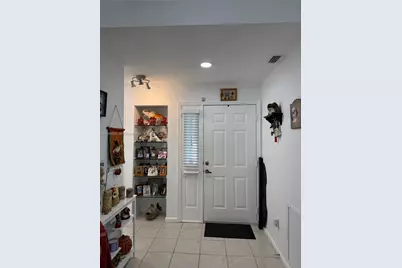 640 SE 22nd Ln, Homestead, FL 33033 - Photo 8