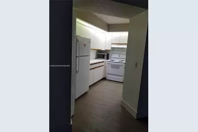 1000 SW 128th Ter #303V, Pembroke Pines, FL 33027 - Photo 4