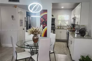 8891 Sunrise Lakes Blvd, Sunrise, FL 33322 - Photo 16