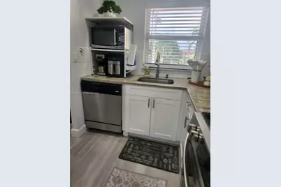 8891 Sunrise Lakes Blvd #302, Sunrise, FL 33322 - Photo 10