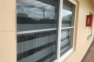 8891 Sunrise Lakes Blvd, Sunrise, FL 33322 - Photo 36