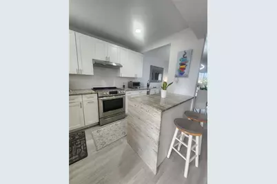 8891 Sunrise Lakes Blvd #302, Sunrise, FL 33322 - Photo 4