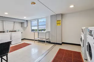 400 Kings Point Dr, Sunny Isles Beach, FL 33160 - Photo 22