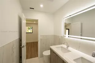 14515 Mahogany Ct, Miami Lakes, FL 33014 - Photo 20