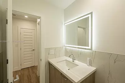 14515 Mahogany Ct, Miami Lakes, FL 33014 - Photo 14