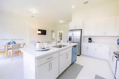 2045 SW 155th Ave, Miami, FL 33185 - Photo 14