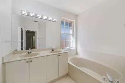 15470 SW 41st Ter, Miami, FL 33185 - Photo 10
