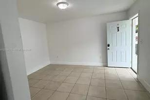 749 NW 60th St, Miami, FL 33127 - Photo 12