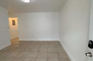 749 NW 60th St, Miami, FL 33127 - Photo 8