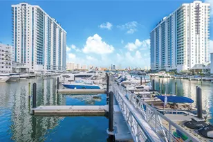17301 Biscayne Blvd, North Miami Beach, FL 33160 - Photo 24