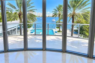 17301 Biscayne Blvd, North Miami Beach, FL 33160 - Photo 12