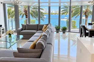 17301 Biscayne Blvd, North Miami Beach, FL 33160 - Photo 1