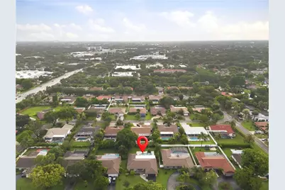 653 NW 100 Ln, Coral Springs, FL 33071 - Photo 36