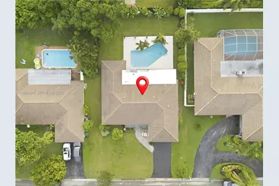 653 NW 100 Ln, Coral Springs, FL 33071 - Photo 34