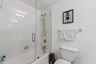 185 SE 14th Terrace, Miami, FL 33131 - Photo 12