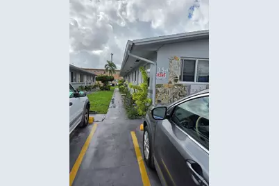 348 W 19th St, Hialeah, FL 33010 - Photo 4