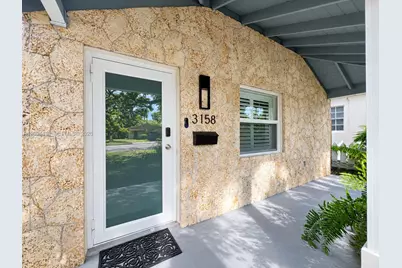 3158 Carter St, Miami, FL 33133 - Photo 2