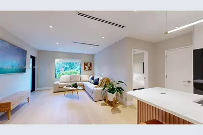 1277 SW 19th St, Miami, FL 33145 - Photo 10