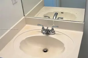 7320 NW 114th Ave, Doral, FL 33178 - Photo 6