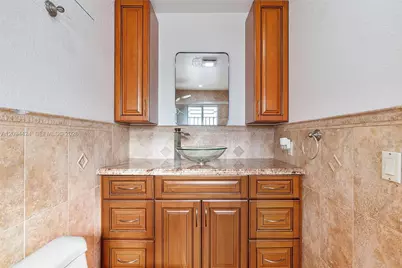 10124 NW 127th Ter, Hialeah Gardens, FL 33018 - Photo 22