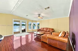 3054 Lakeshore Dr, Dania Beach, FL 33312 - Photo 12