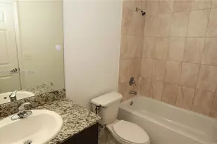 6001 NW 182nd Ln, Hialeah, FL 33015 - Photo 10