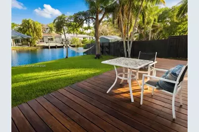 2634 Thomas St, Hollywood, FL 33020 - Photo 12