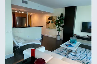 253 NE 2nd St #3408, Miami, FL 33132 - Photo 4