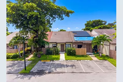 460 NE 211th Ter, Miami, FL 33179 - Photo 22